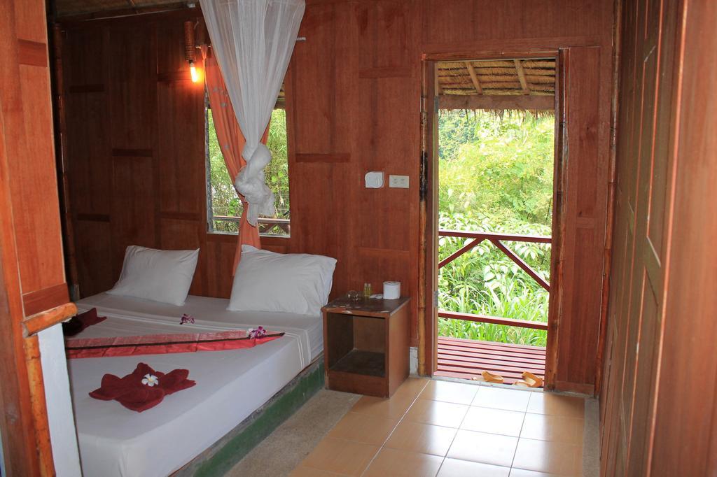 Bamboo Mountain View Phi Phi Resort Szoba fotó