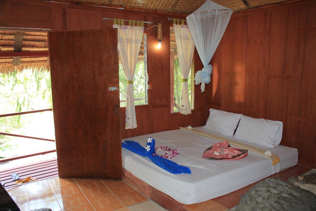 Bamboo Mountain View Phi Phi Resort Szoba fotó