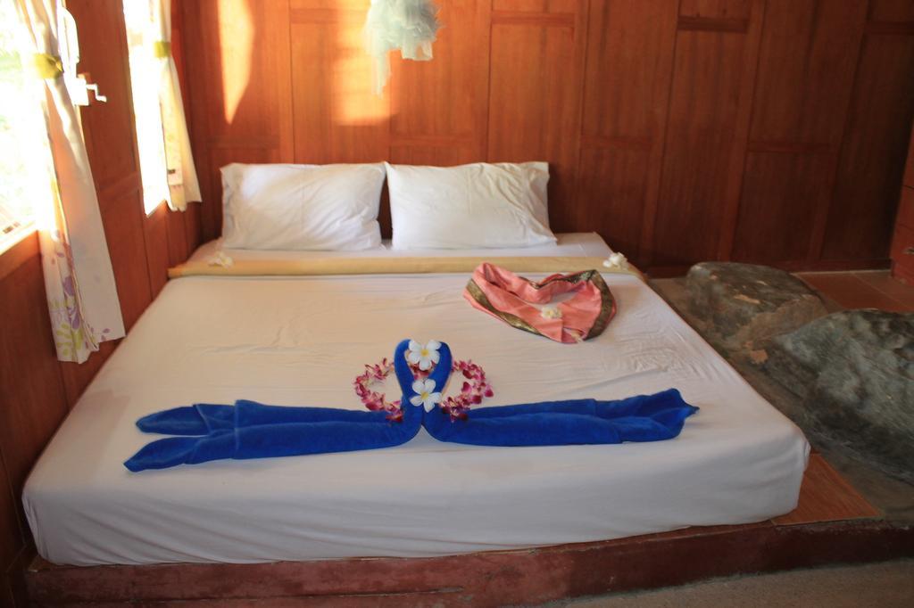 Bamboo Mountain View Phi Phi Resort Szoba fotó
